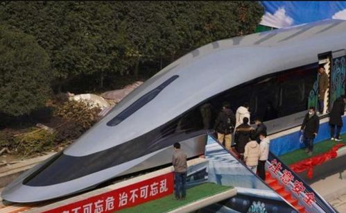 时速620公里,堪比飞机 中国造出全球最快高铁,日本难受了